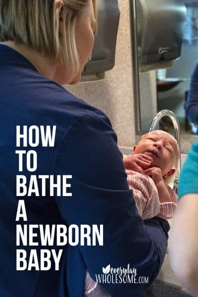 how to bathe a newborn baby