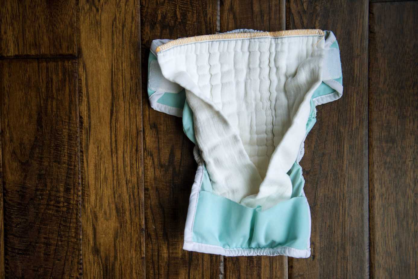 How to cloth diaper a newborn 