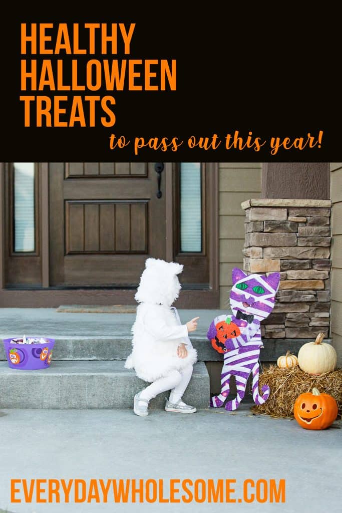 Healthy halloween treats and snacks for kids to hand out at school and for toddlers