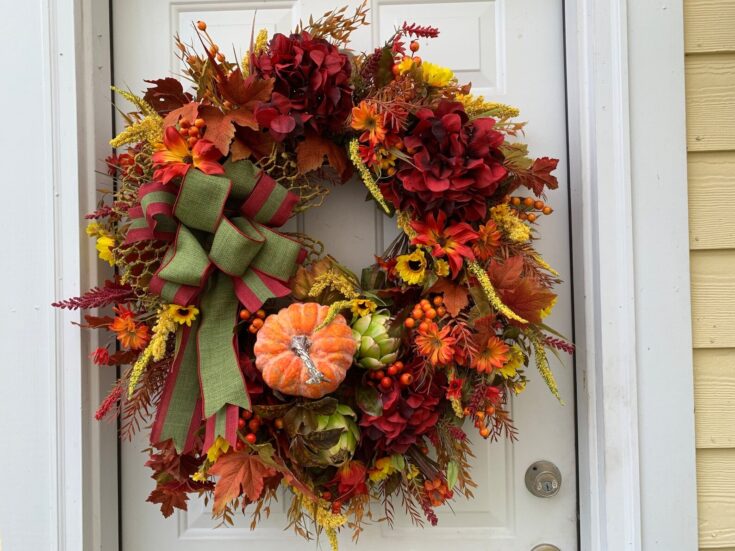 Image for Fall Germaniums Wreath with pumpkins and daisys | Etsy