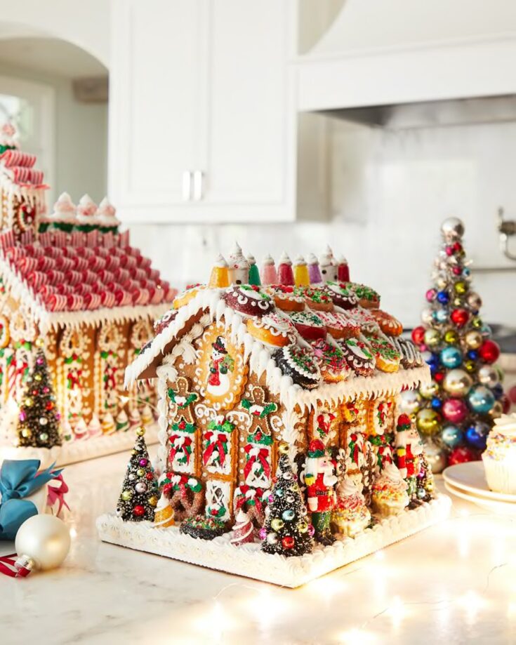 Image for Sweet Savannah Medium Colonial Gingerbread House