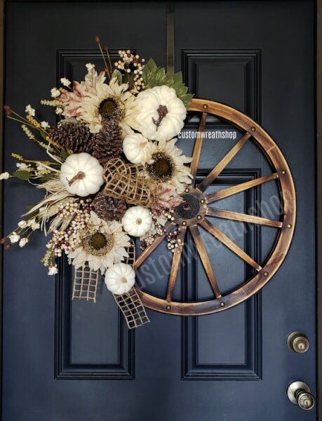 15 Wagon Wheel Wreaths for All Seasons, Everyday Front Porch – Everyday ...