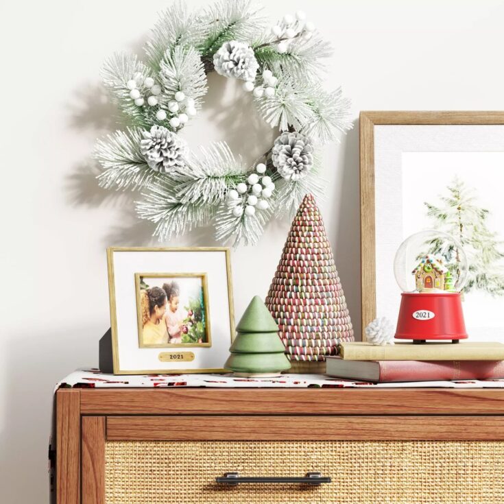 Image for Mini Wreath Heavy Flocked - Threshold"