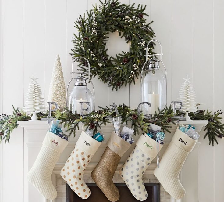 Image for Pre-Lit Woodland Pine Wreath & Garland