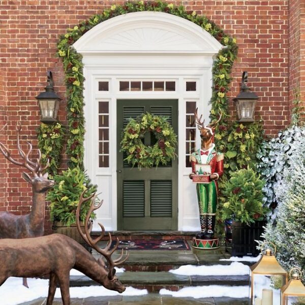 Everyday Wholesome | 40+ Winter Front Porch Decor Ideas