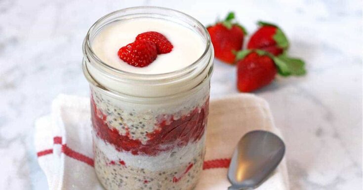Image for Vegan Strawberries and Cream Overnight Oats